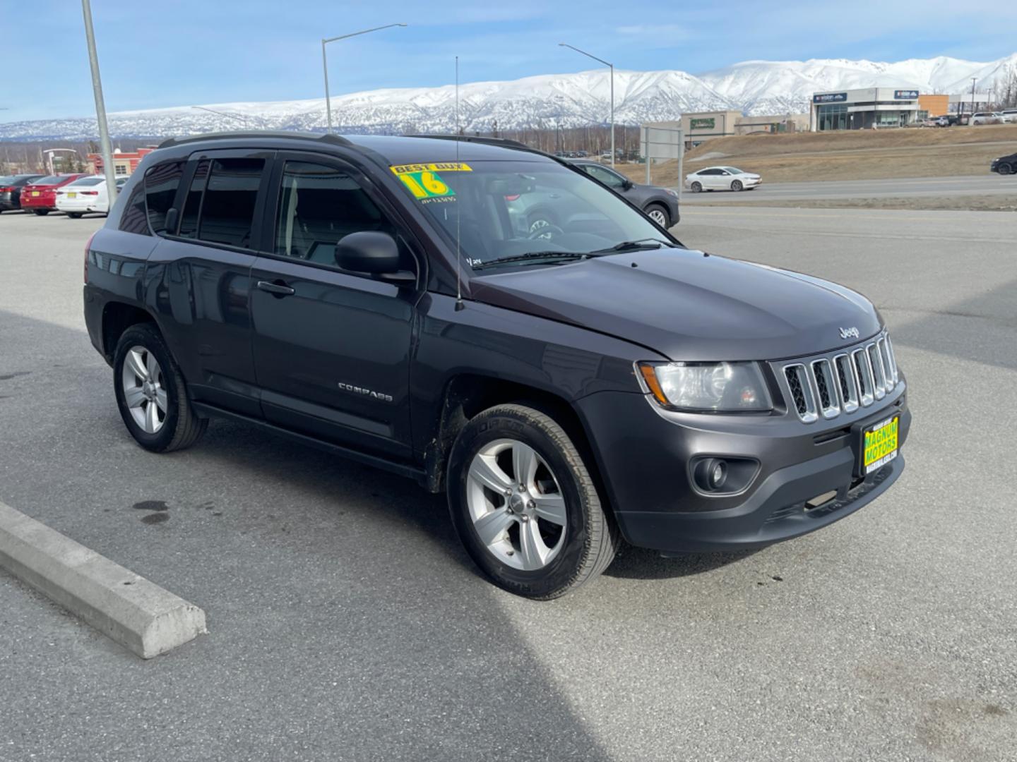 2016 Gray Jeep Compass Sport 4WD (1C4NJDBB2GD) with an 2.4L L4 DOHC 16V engine, auto transmission, located at 1960 Industrial Drive, Wasilla, 99654, (907) 274-2277, 61.573475, -149.400146 - Photo#4